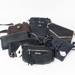 Lote siguiente: Lote de 9 Carteras y Monederos Variados