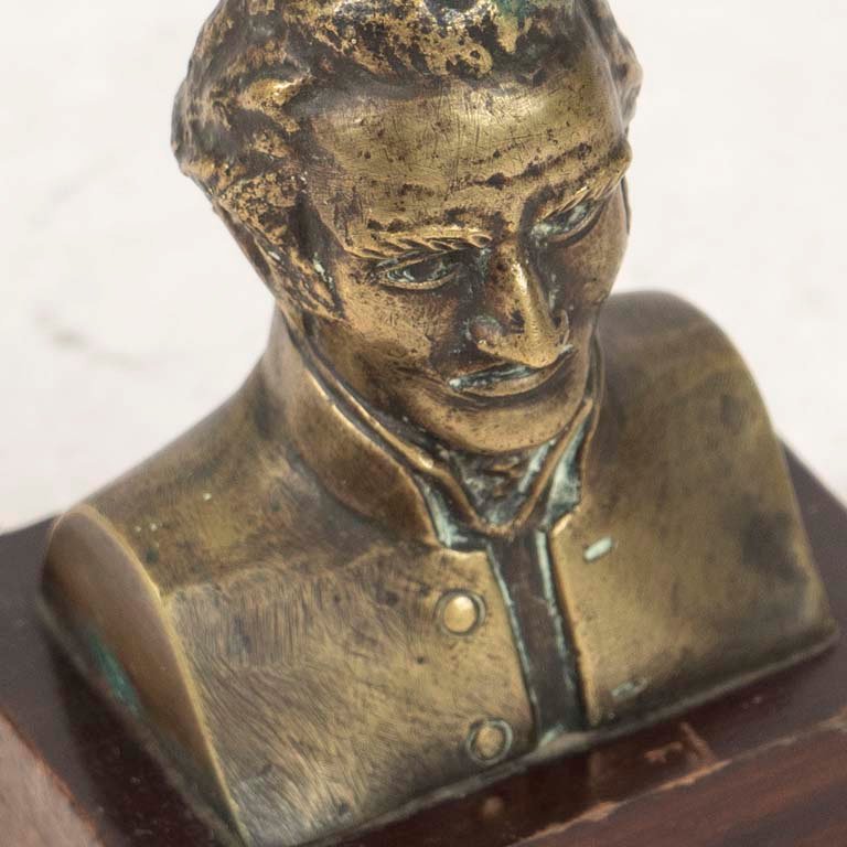 Item 2105609 - Image 1