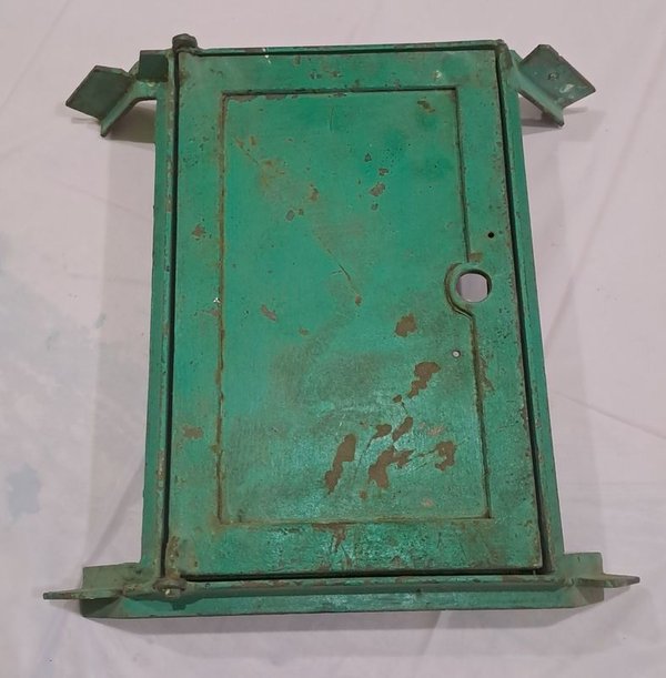 Puerta de caja fuerte en hierro de fundición antigua - imagen 1