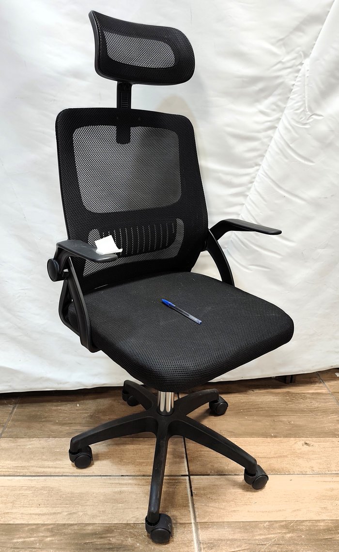 Silla de oficina con respaldo en malla y apoyo lumbar - imagen 2