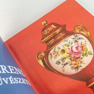 Libro de Arte de Porcelana Herend con Textos en Húngaro - imagen 2