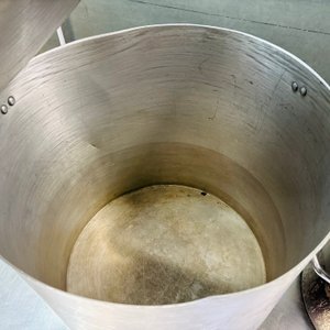Olla Grande de Aluminio con Tapa, Colador y Olla Ozti de Acero Inoxidable - imagen 4