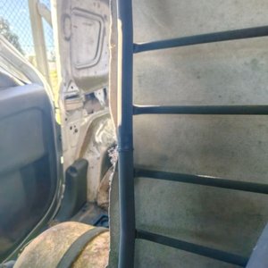 Camioneta Fiat Doblo Siniestrada con Tanque a Gas - imagen 10