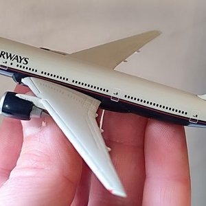 Lote siguiente: Maqueta Avión Boeing 777 British Airways Escala 1/500 Herpa