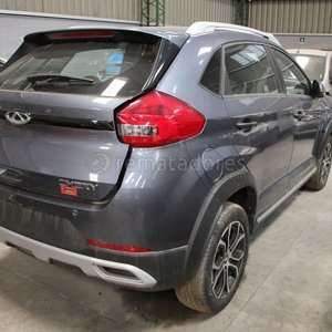 Chery Tiggo 2018 Gris Oscuro - Vehículo con Daños Frontales - imagen 2