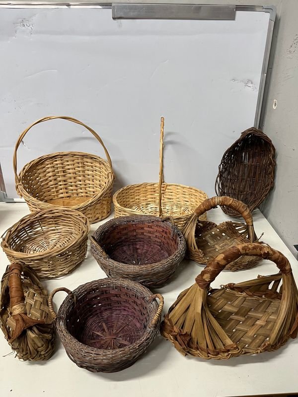 Lote de 9 Canastos de Mimbre Artesanales