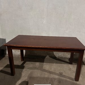 Mesa de Comedor Rectangular de Madera Oscura - imagen 4