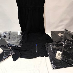 Lote de 8 Vestidos Negros para Dama sin Mangas, Talles 40-42, Nuevos - imagen 3
