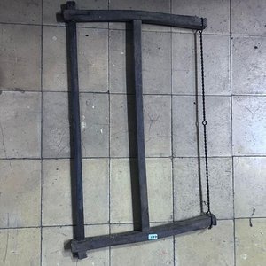 Antiguo Bastidor de Madera para Tensado y Secado de Pieles - imagen 2