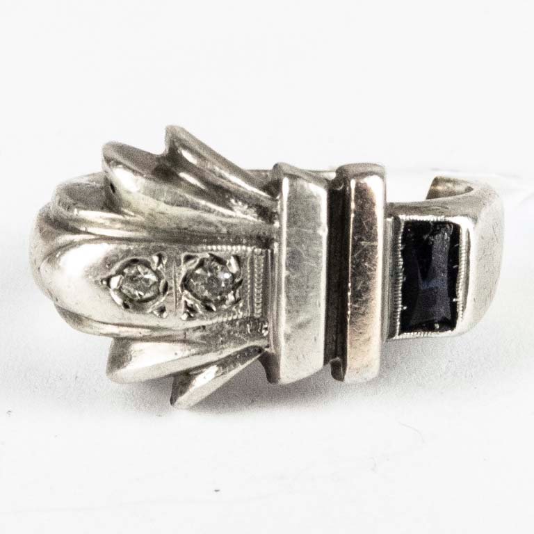 Lote siguiente: Anillo de plata con oro y cristal