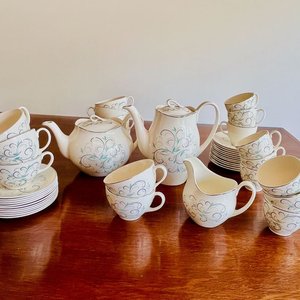 Juego de Té y Café Johnson Bros para 9 Personas en Loza Inglesa - imagen 10