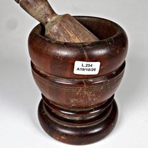 Mortero de Madera con Mazo Antiguo - imagen 4