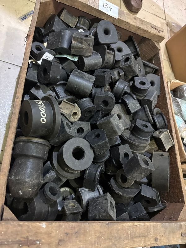 Cajón con Bujes y Gomas Variados