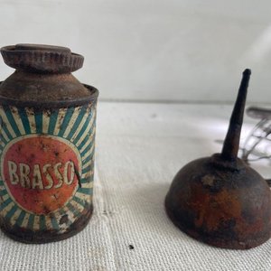 Aceitera Antigua Brasso y Manijas de Cambio Giant Robert Padova Italia - imagen 2