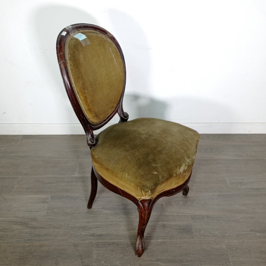 Silla en cedro de estilo con tapizado descolorido - imagen 5
