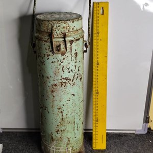 Lote siguiente: Antiguo Tarro Metálico para Inseminación con Tapa de Corcho