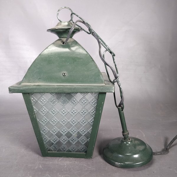Farol de Chapa Verde con Cadena y Florón, Vidrios Fantasía - imagen 1