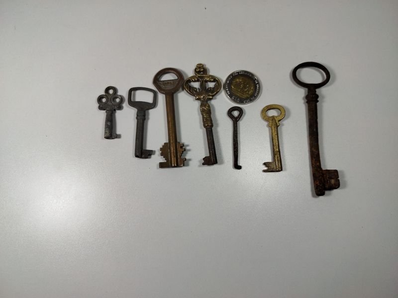 Colección de llaves antiguas y raras - imagen 3