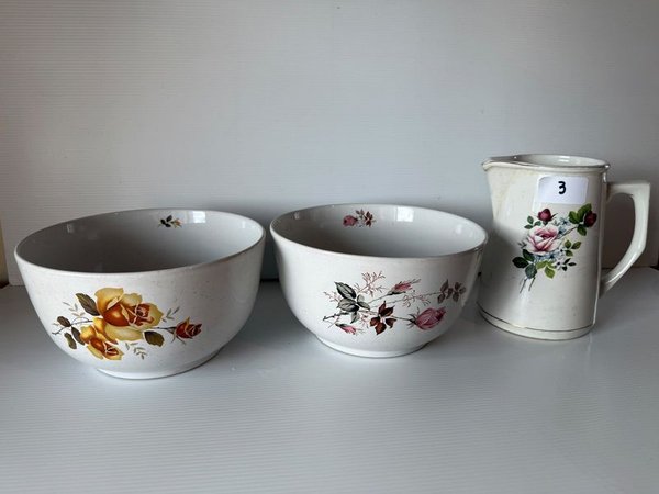 Juego de 2 Bowls y 1 Jarra con Flores - imagen 1