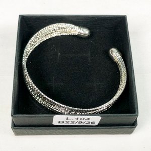 Pulsera Abierta Metálica para Dama con Caja - imagen 2