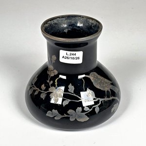 Florero de Cristal con Detalles de Plata y Aves - Altura 12 cm - imagen 1