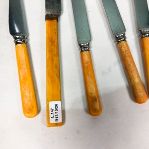Siete Cuchillos con Mangos de Nácar y Simil Nácar - imagen 3