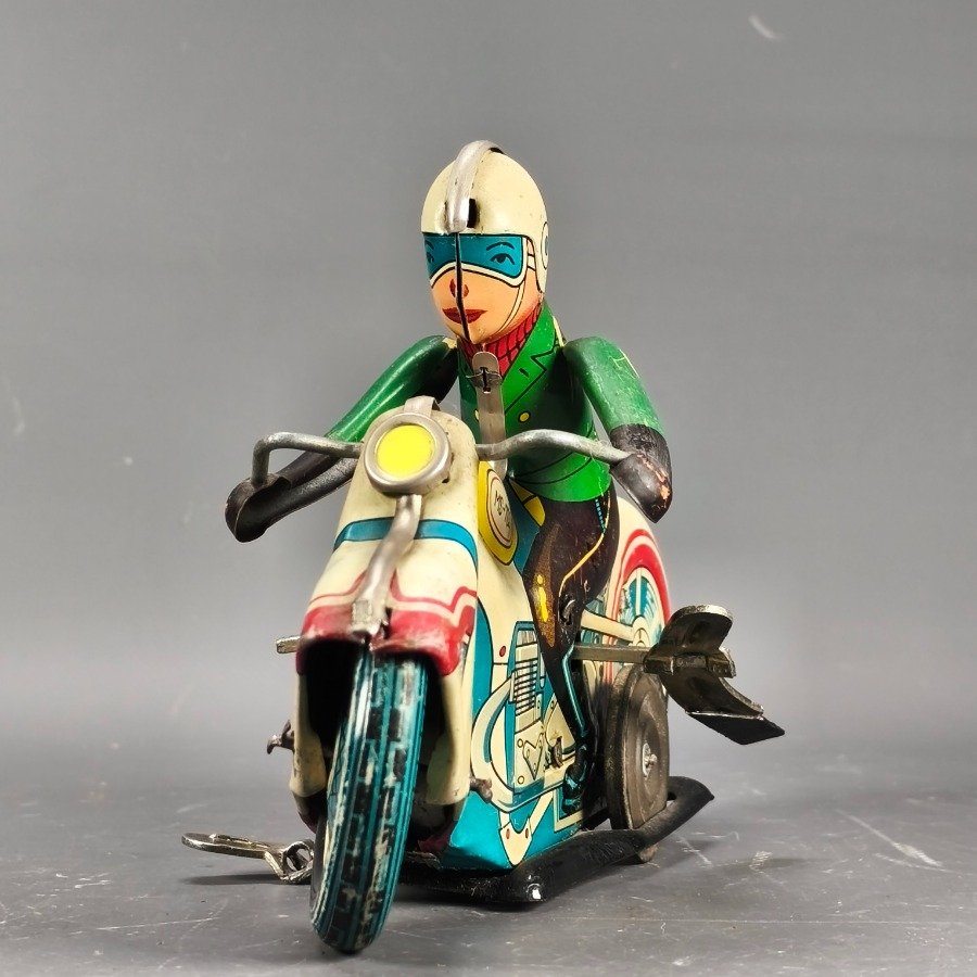 Item 17716 - Image 7