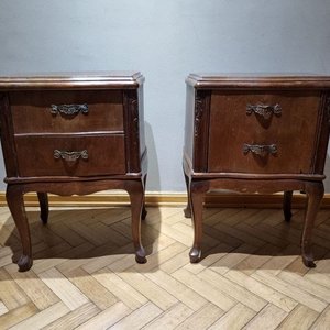 Par de Mesas de Luz Estilo Luis XV Talla Madera Bronce - imagen 2