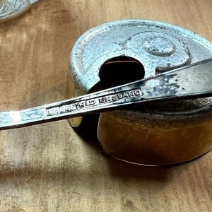 Condimentero Antiguo con 4 Frascos de Vidrio y Soporte Metálico - imagen 5