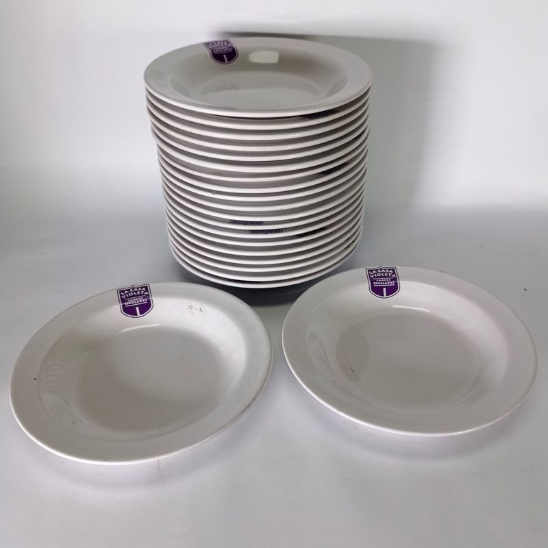 Platos de porcelana Olmos con logo de La Casa Violeta - imagen 5