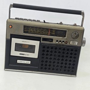 Radio Portátil Casete PUNTAL 9016F con AM/FM - imagen 4
