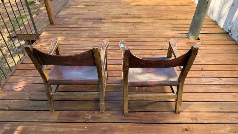 Sillas de Cuero y Madera para Exterior - imagen 4