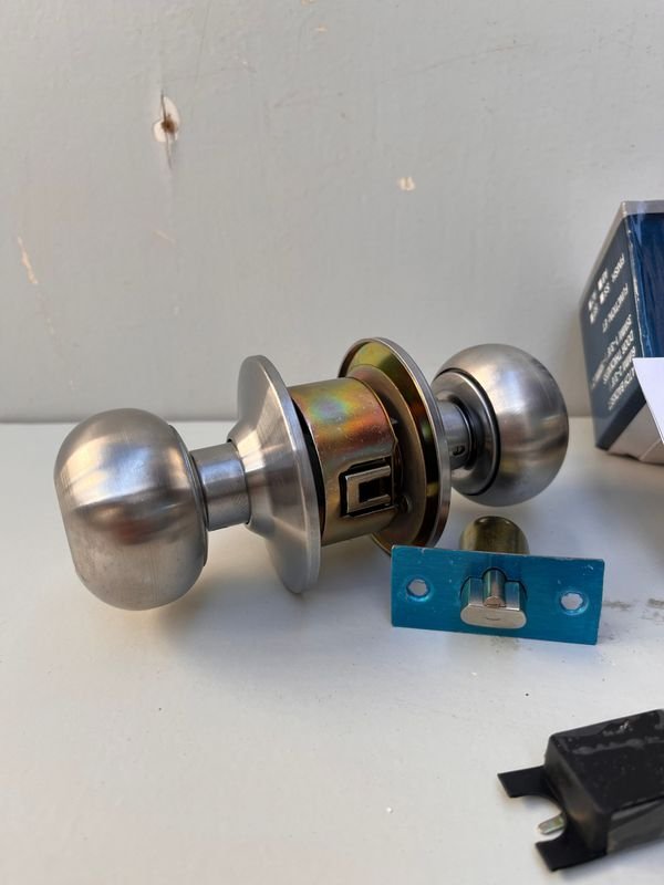 Item 921285 - Image 1