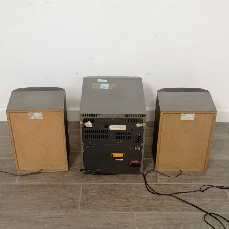 Equipo de audio marca Aiwa con dos parlantes NSX-5111 - imagen 3