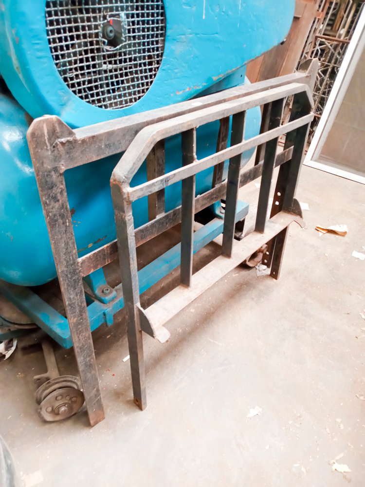 Item 489676 - Image 0