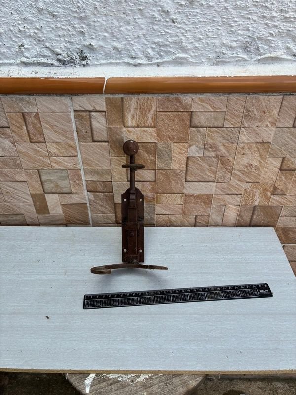 Item 859891 - Image 0