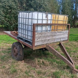 Zorra Agrícola de 2 Toneladas con Tanques - imagen 2