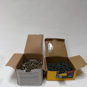 Par de Cajas de Tornillos para Exterior: Bronce y Acabado Cerámico - imagen 3