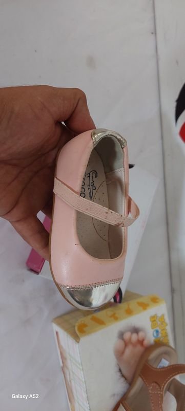 Zapatillas para bebé B4-2 Calzado Talle 21 - imagen 4