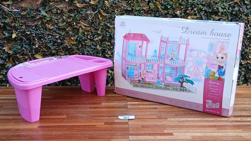 Casa de Muñecas "Dream House" Little World con Pupitre Infantil Rosa