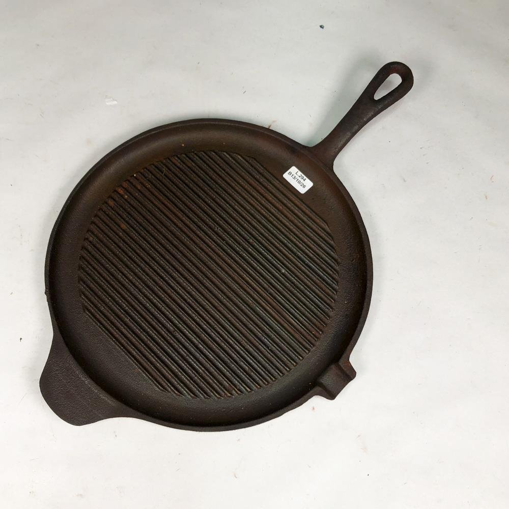 Plancha de Hierro Fundido Circular con Mango