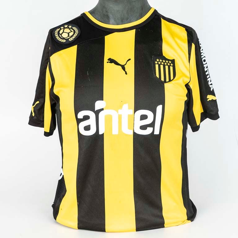 Lote anterior: Camiseta de Peñarol de PUMA N°8 de Antonio Pacheco