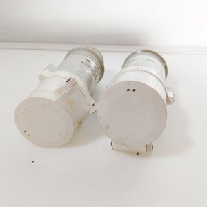 Lote siguiente: 30 Fichas eléctricas industriales