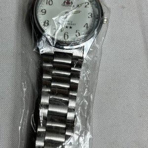 Par de Relojes de Pulsera: Dama y Caballero, Nuevos - imagen 3