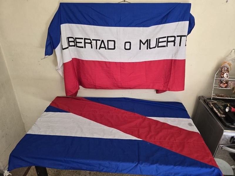 Item 853695 - Image 0