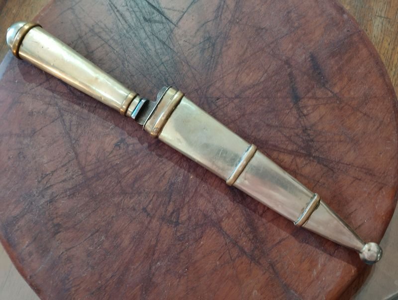 Cuchillo TANDIL en Alpaca y Oro Envainado - imagen 2