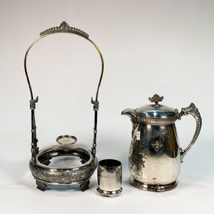 Chocolatera Cuádruple de Metal con Soporte y Base, Decoración Arabesca - imagen 2