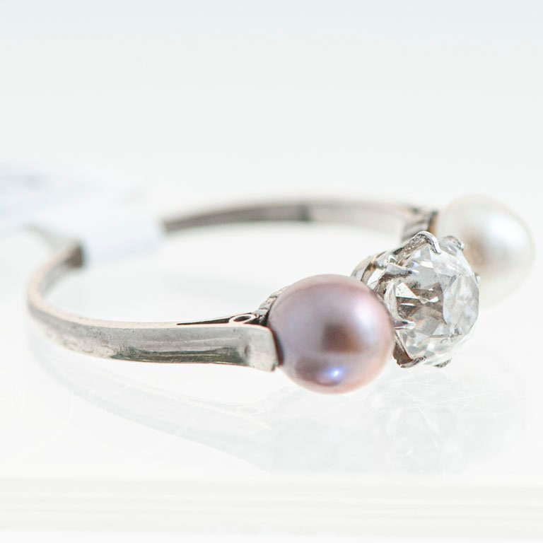 Item 2105100 - Image 1