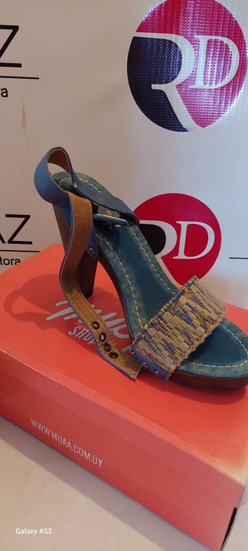 Zapatos de tacón alto para mujer - imagen 3