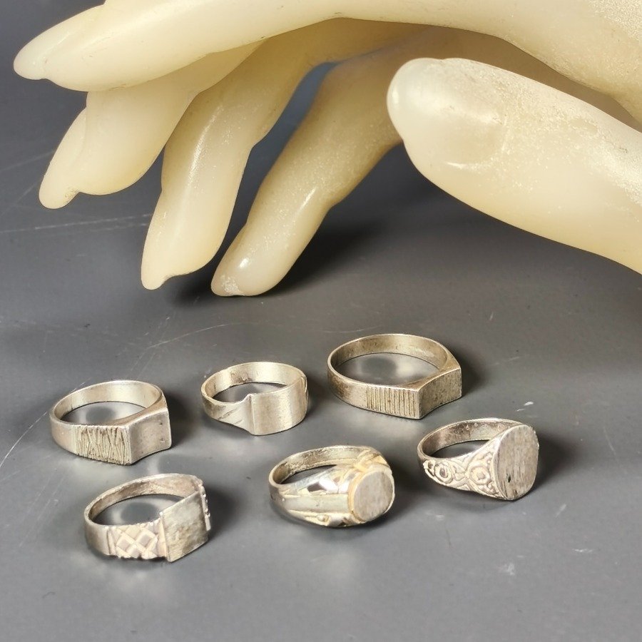 Item 16301 - Image 8